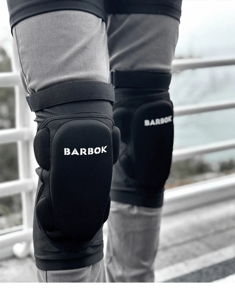 Black spandex hip protection pad with removable NBR foam inserts for skating and skiing safety.