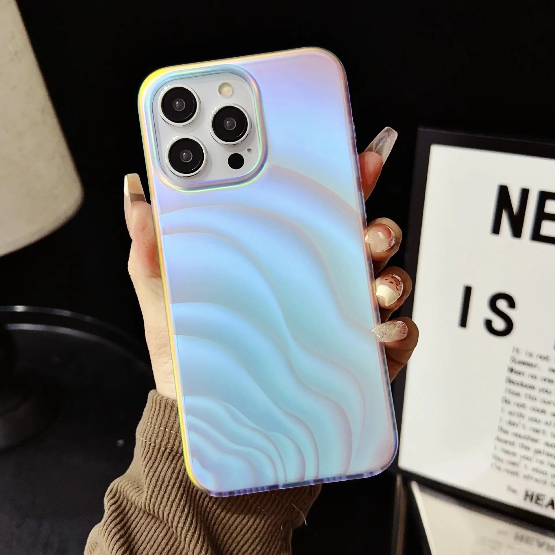 Frosted double-layer drop-resistant protective cover for iPhone 11-16 with colour-changing feather pattern and matte finish
