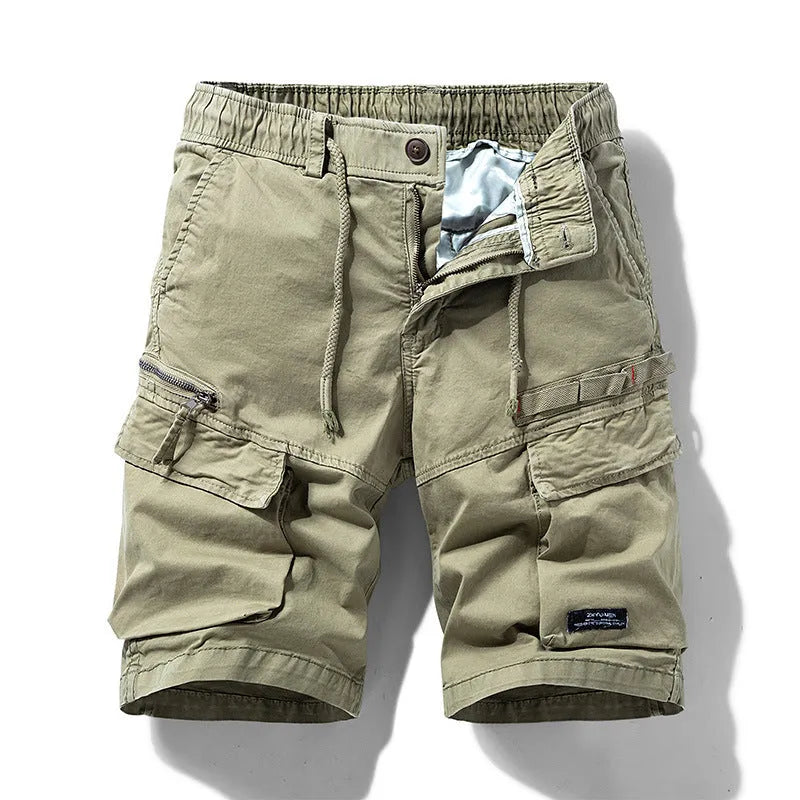 Men's army green cotton shorts with zip and multiple pockets, knee-length Korean style.