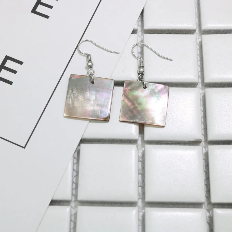 Women's retro geometric shell earrings in rectangular or square panther designs