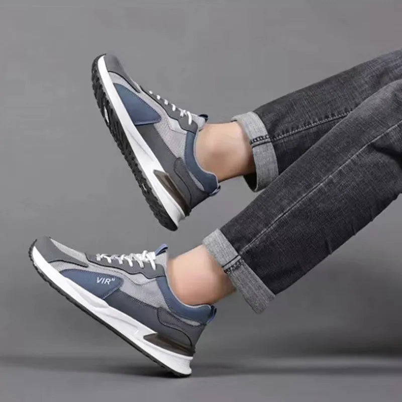 Men's colour block mesh sneakers with lace-up design and round toe for running and sports