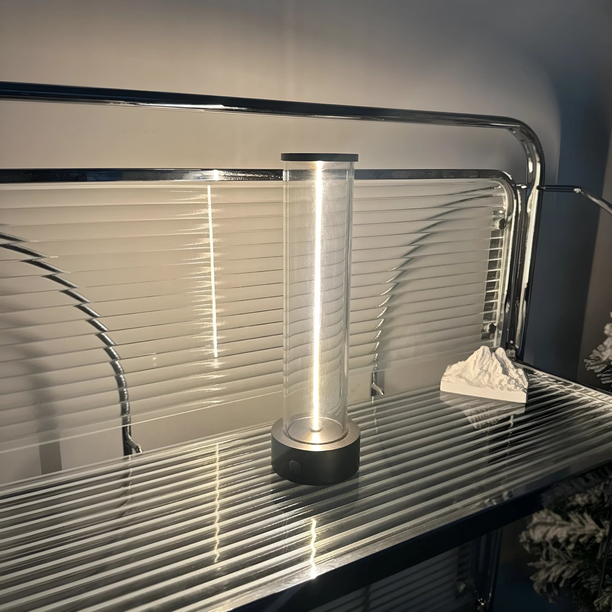 USB charging LED line glass magnetic suction light strip with modern design