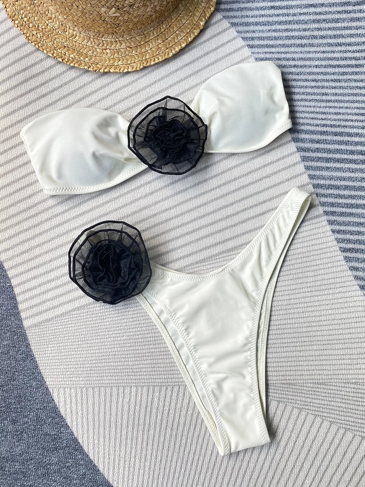 Two-piece bikini swimsuit with cross-border tube top and three-dimensional flower splits in polyester fabric