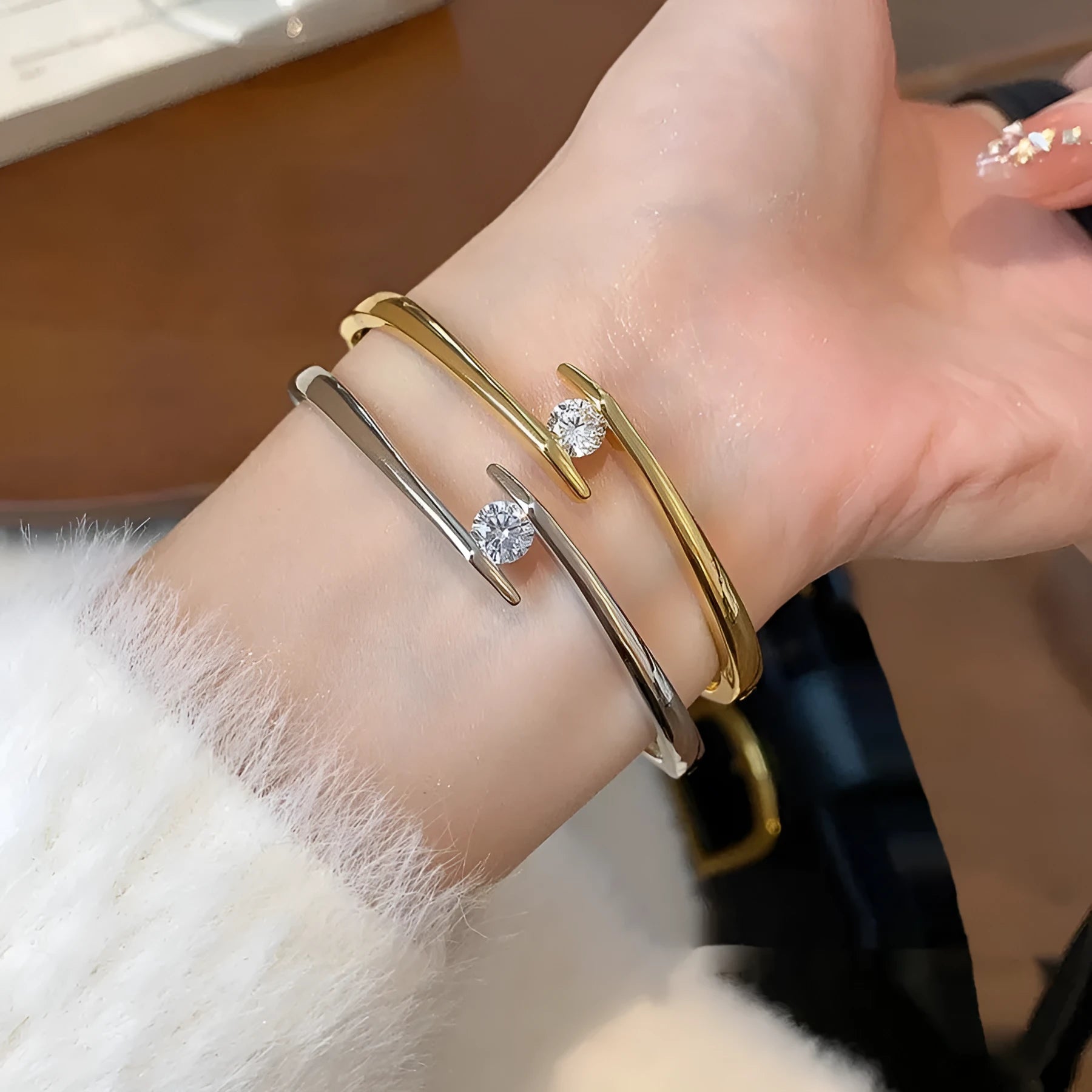 Light luxury genuine gold-plated round zircon bracelet for women on copper base gold colour