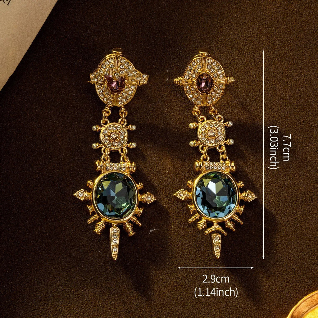 Gold retro geometric stud earrings with court style design