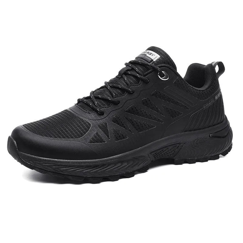 Men's black and grey breathable mesh running shoes with round toe and flat heel on a white background.