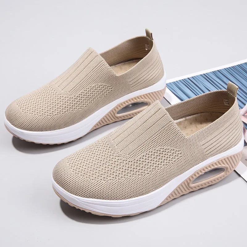 Women's mesh running shoes with air cushion in beige, black, blue, grey, pink, and red colours