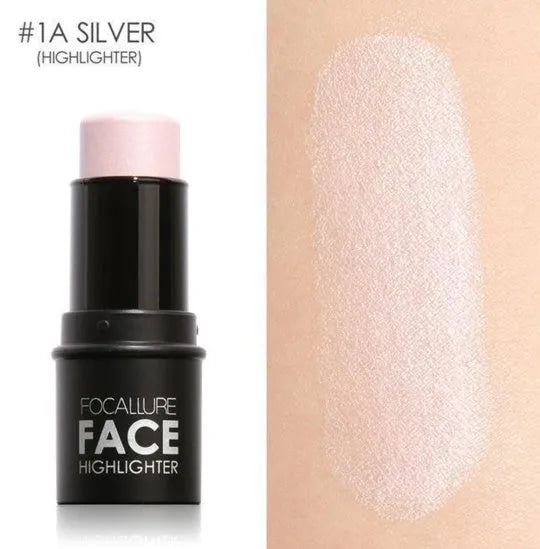 Face contour highlighter compact with four colour shade options labelled A, B, C, and D