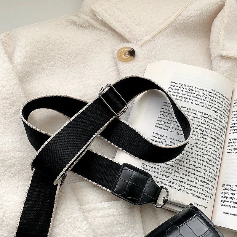 Vintage PU crossbody bag in black, shown with measurements and internal polyester lining