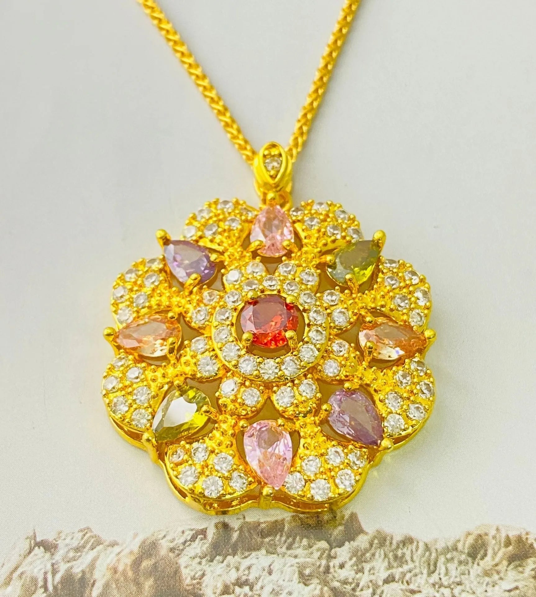 Women's colourful zircon flower pendant necklace in gold, champagne gold or platinum colour with optional chain