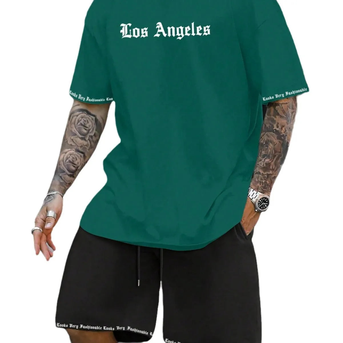 Sports shorts suit with short sleeve top and matching shorts in polyester quick-dry fabric