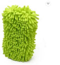 Silvery green car wash sponge with microfiber chenille construction measuring 14x25cm