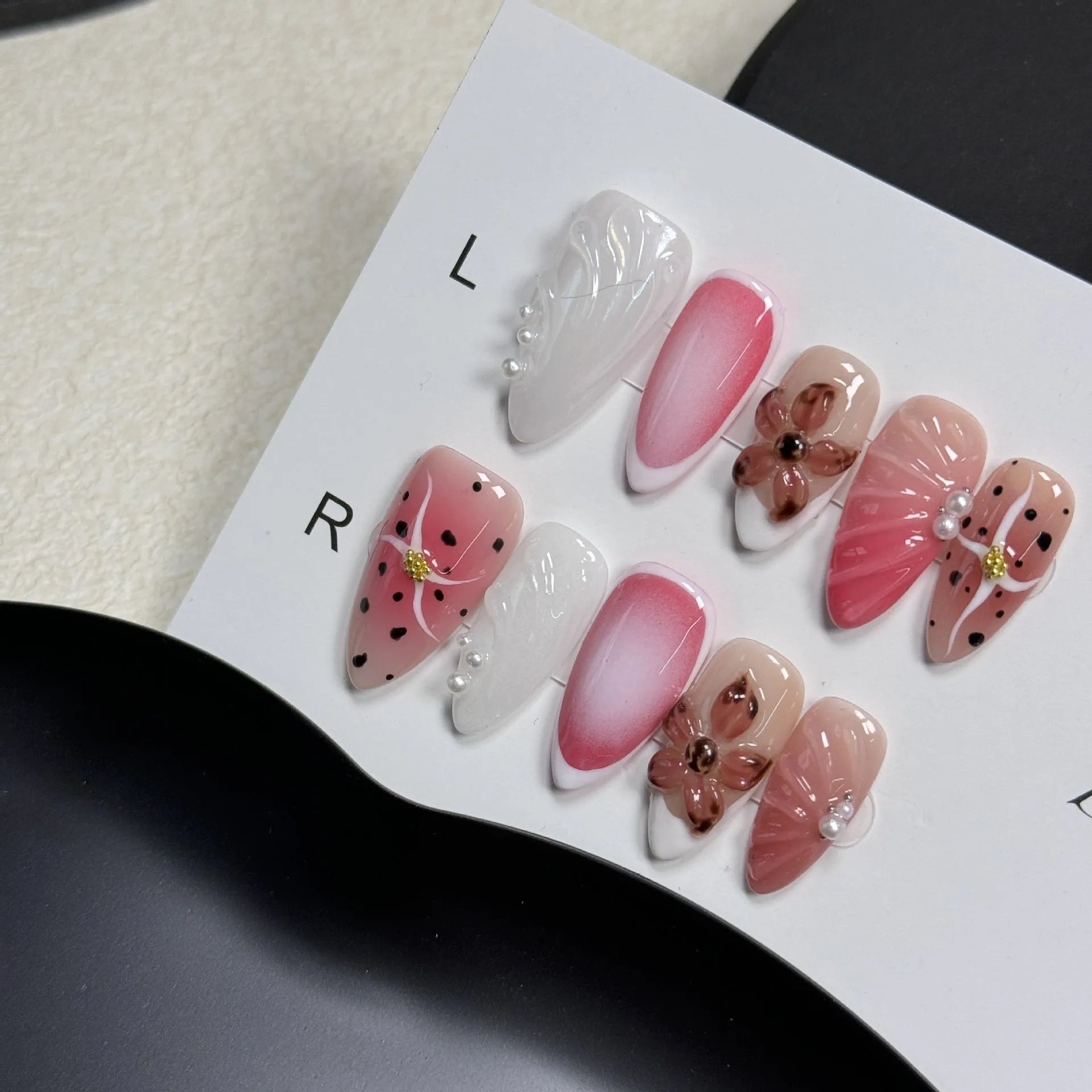 Hand-painted three-dimensional carved nail beauty patch in almond shape with embossed pattern