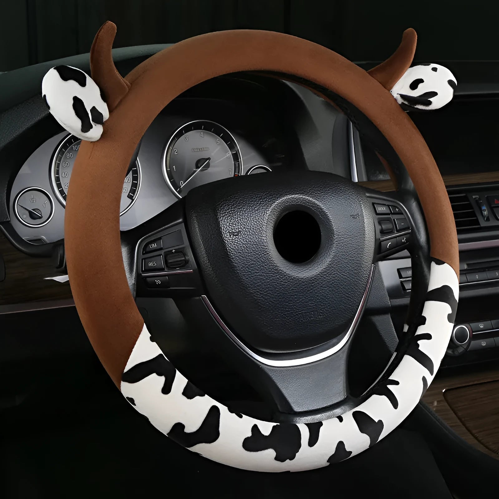Short plush car steering wheel cover in black, 38cm diameter