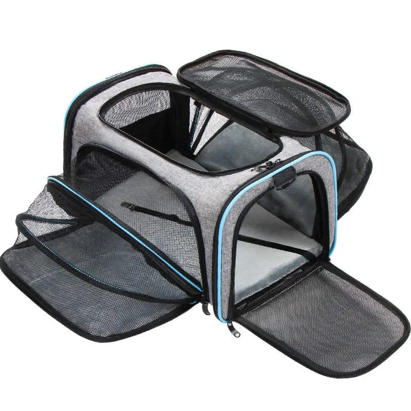 Large capacity cat carrier bag in 600D cation fabric with medium soft hardness