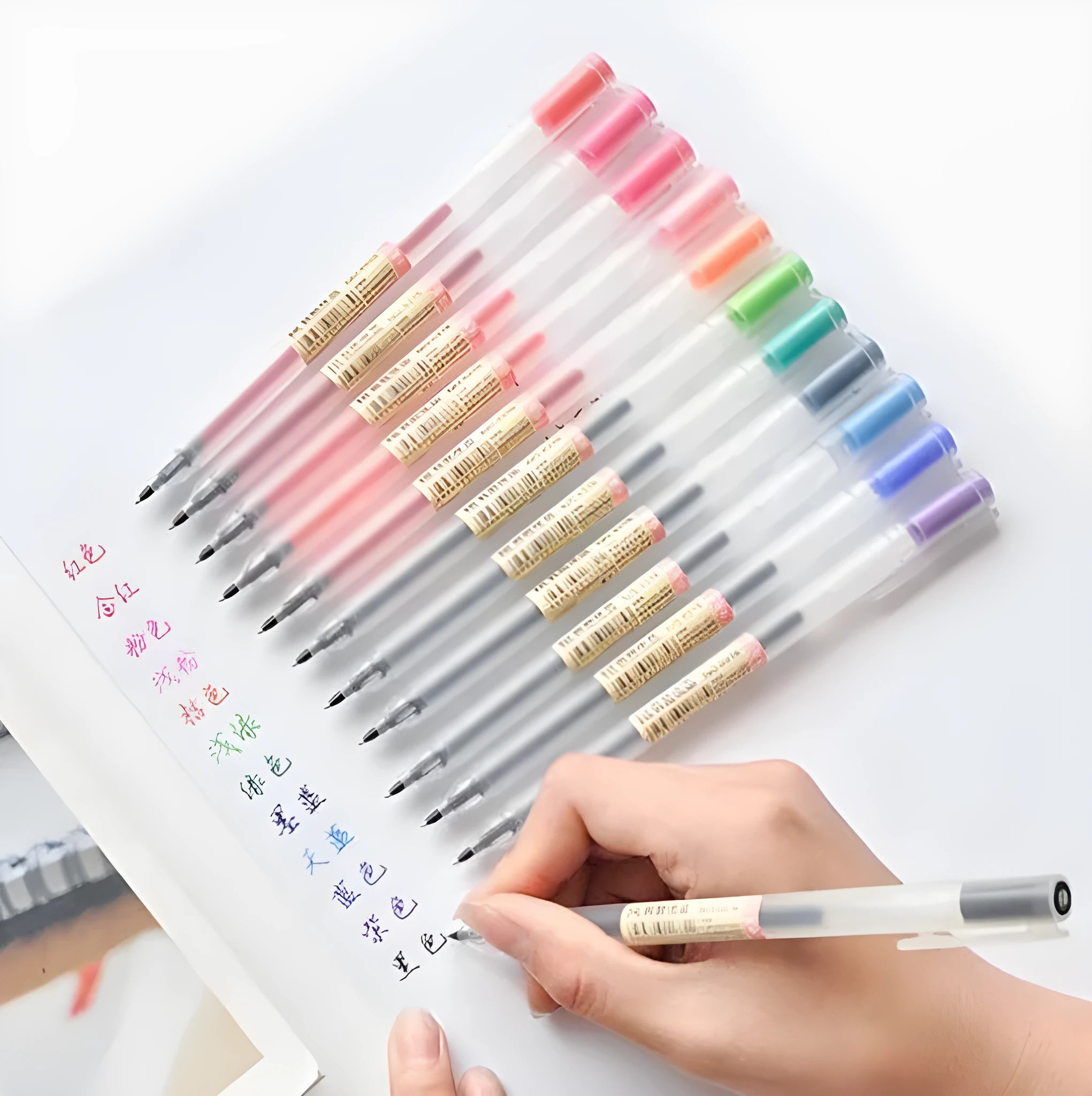 Muji 12-piece gel pen set showing 0.5mm fine nib details and anti-leakage design
