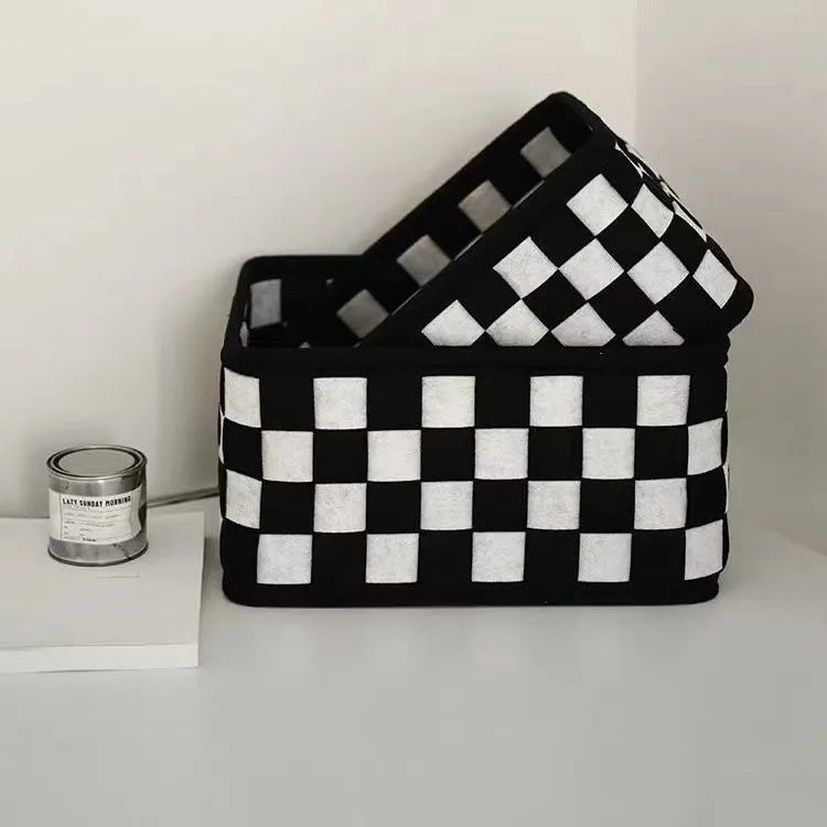 Checkerboard pattern woven felt folding storage basket showing dimensions 37x29x19.5cm