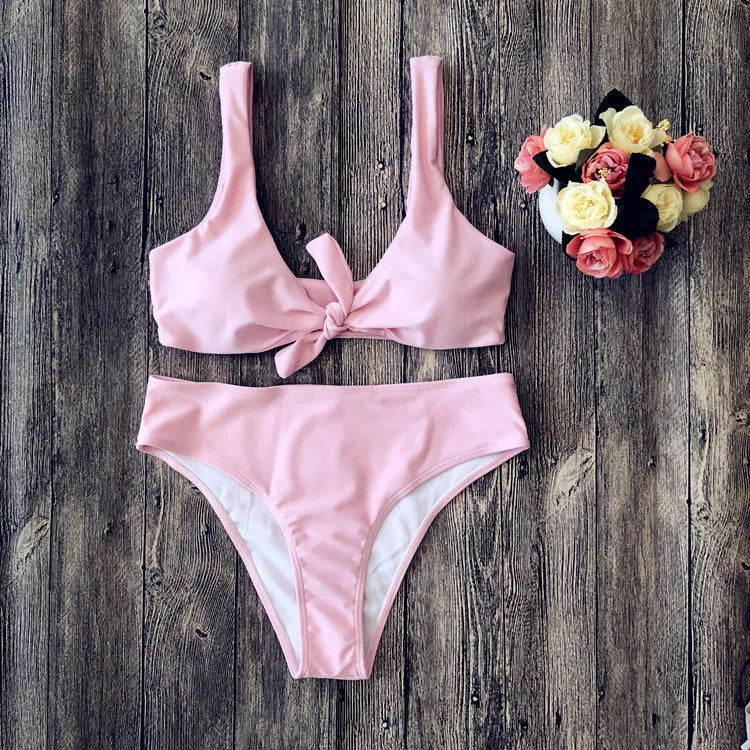 Solid colour bikini swimsuit set showing front view on mannequin