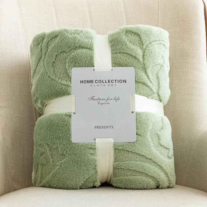 Flannel jacquard blanket with plant flower pattern in green on a sofa, 70x100CM to 200x230CM size option