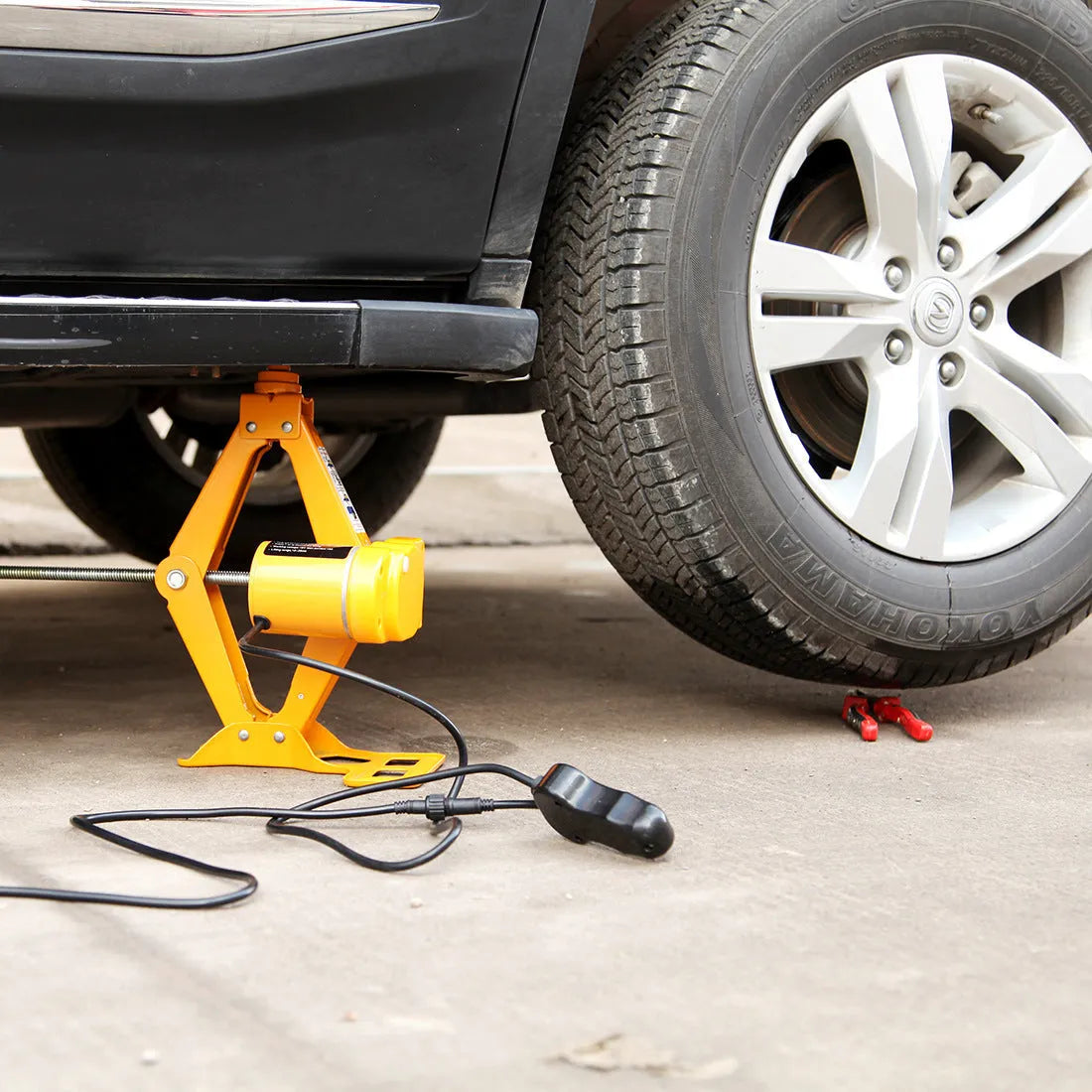TY002 style electric hydraulic jack kit with 2-tonne capacity and 120-350mm height range