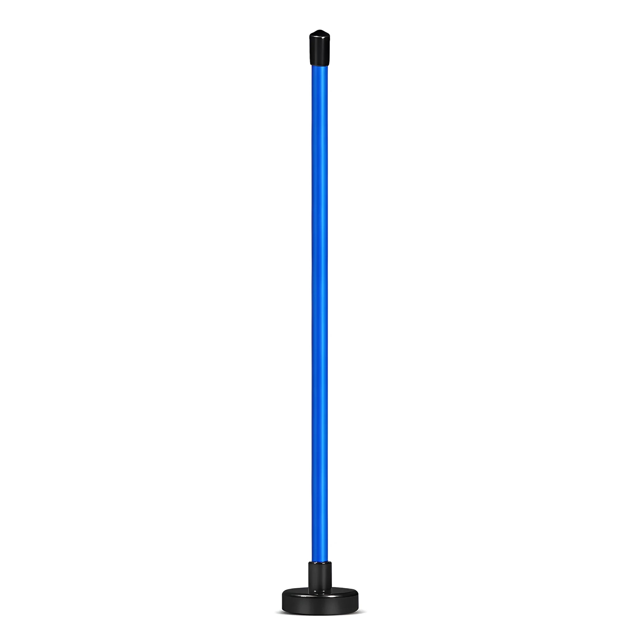 Magnetic baseball bar golf swing trainer in aluminium alloy construction showing blue and red colour options