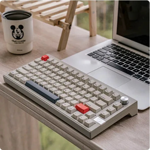 Chidu V75 aluminum mechanical keyboard with 81 keys and RGB lighting in a metal shell