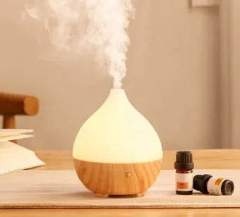 Asakusa wood grain finish vase-shaped 100ml USB aroma diffuser for home use.