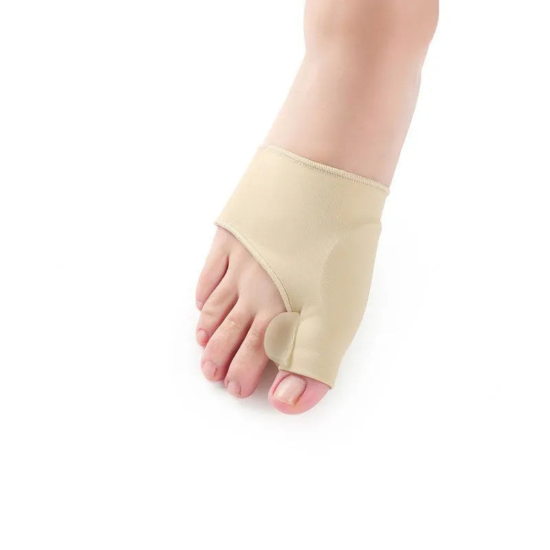 Corrective bunion relief socks with silicone gel pad and toe spacer in sizes S, M, L.