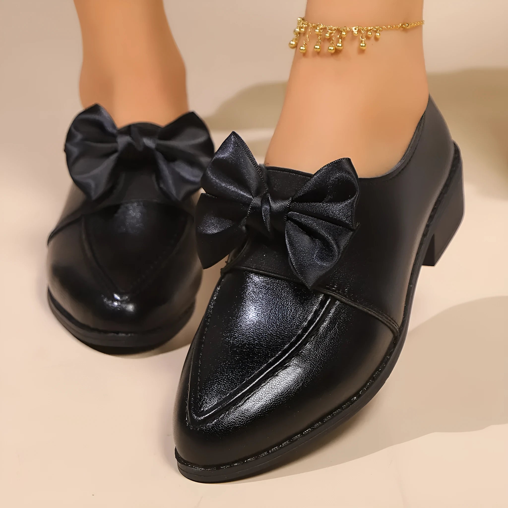 Women's British-style leather shoes with decorative bow, round toe, PU upper and rubber sole