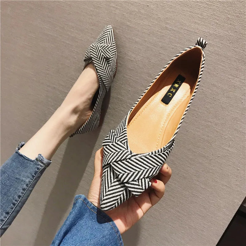 Women's red and black Korean style pointed shoes with low flat heel