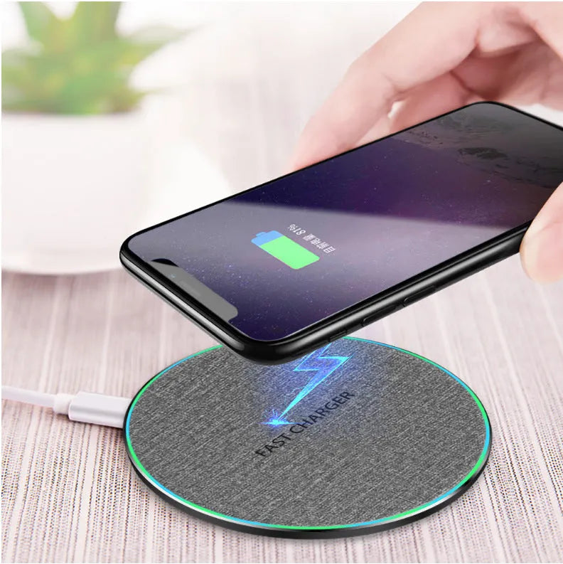 Qi standard 15W ultra-thin aluminium alloy fabric wireless charger disc in Black