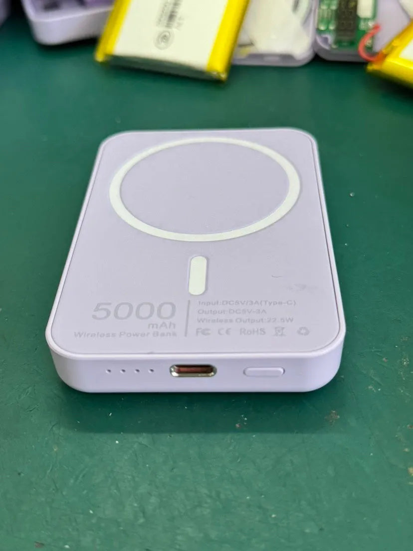 White magnetic wireless charger power bank with creative design showing dimensions 100x65mm