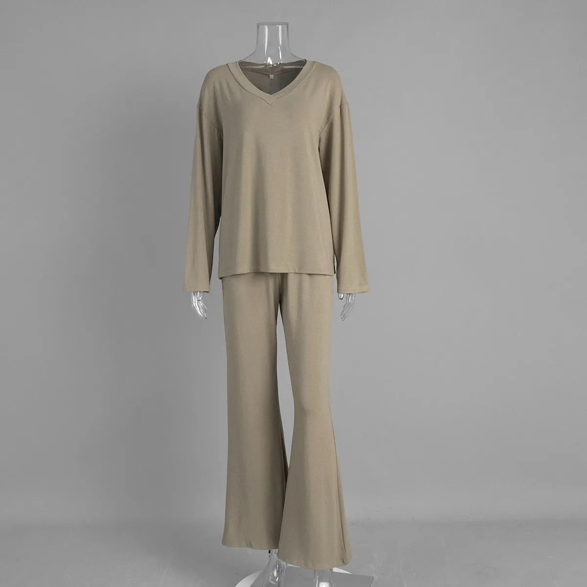 Long sleeve pajama set for women in viscose blend, white colour, top and pants on display