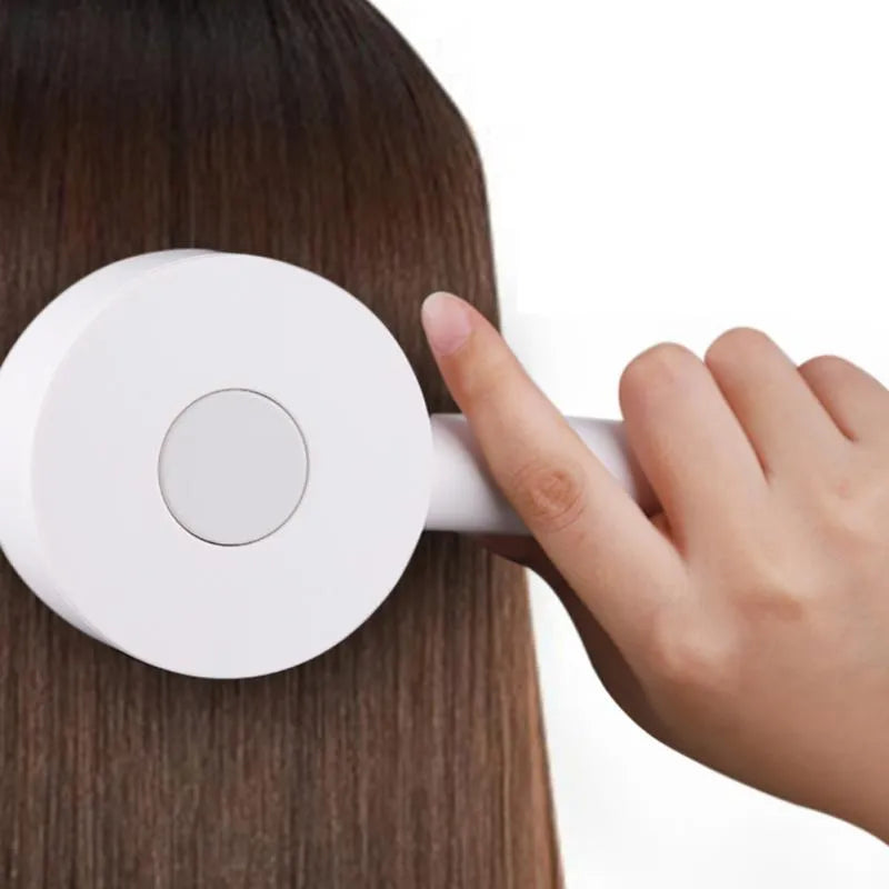 One-key self-cleaning hair brush with 3D air cushion and round-head pins, available in green, pink and white, size 20x9cm