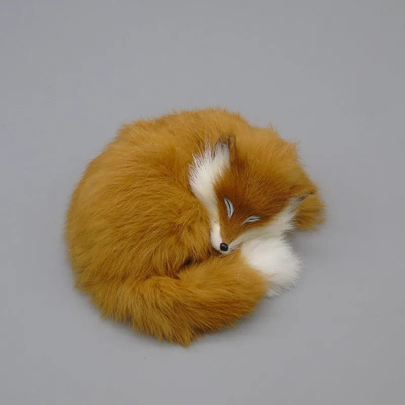 Artificial white fox fur handicraft decoration measuring 15cm by 9cm by 11cm