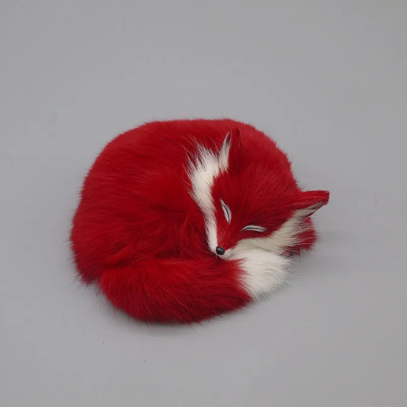 Artificial white fox fur handicraft decoration measuring 15cm by 9cm by 11cm