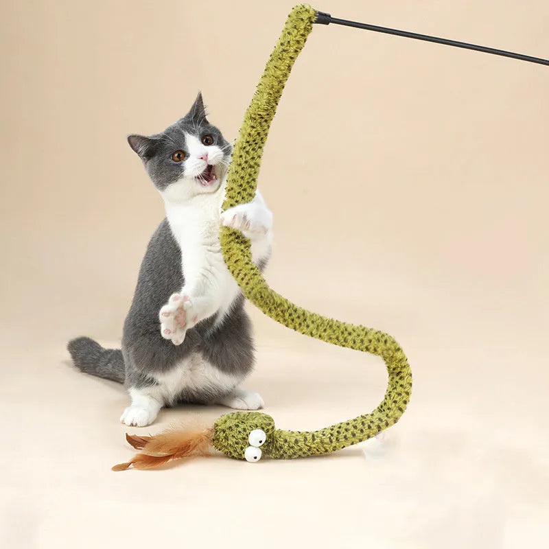 Green cat teasing stick with feather attachments on 140cm pole for interactive play