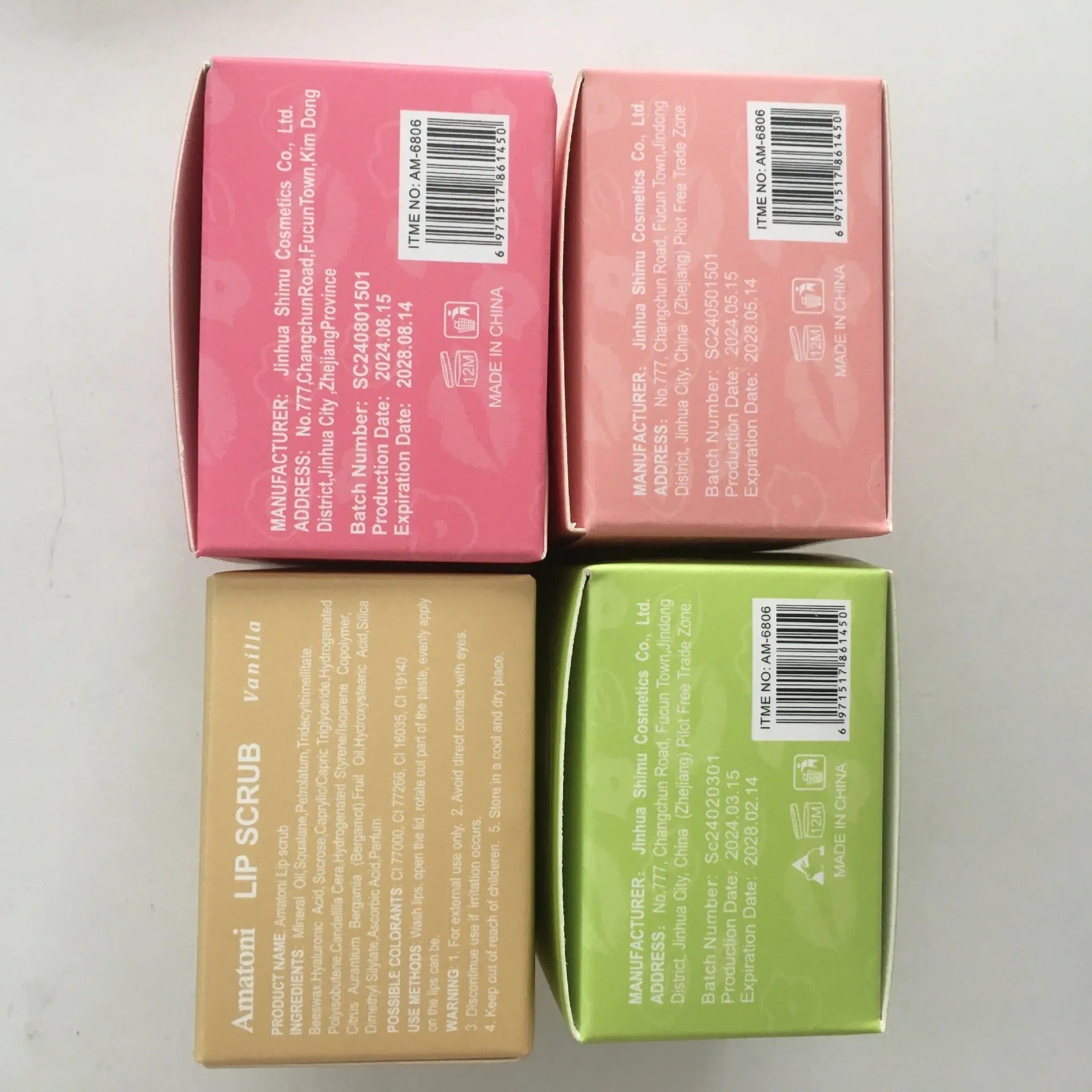 Pot of Amatoni fruit flavour lip scrub cream for exfoliating and moisturising lip care.