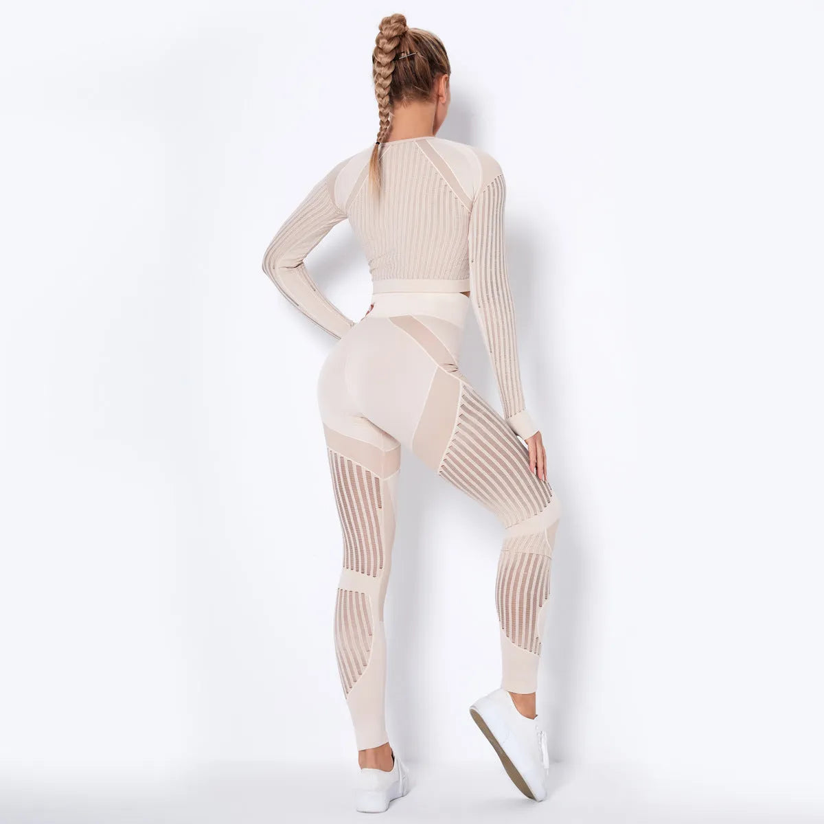 Women's seamless knitted long-sleeved yoga suit in multiple colour options.