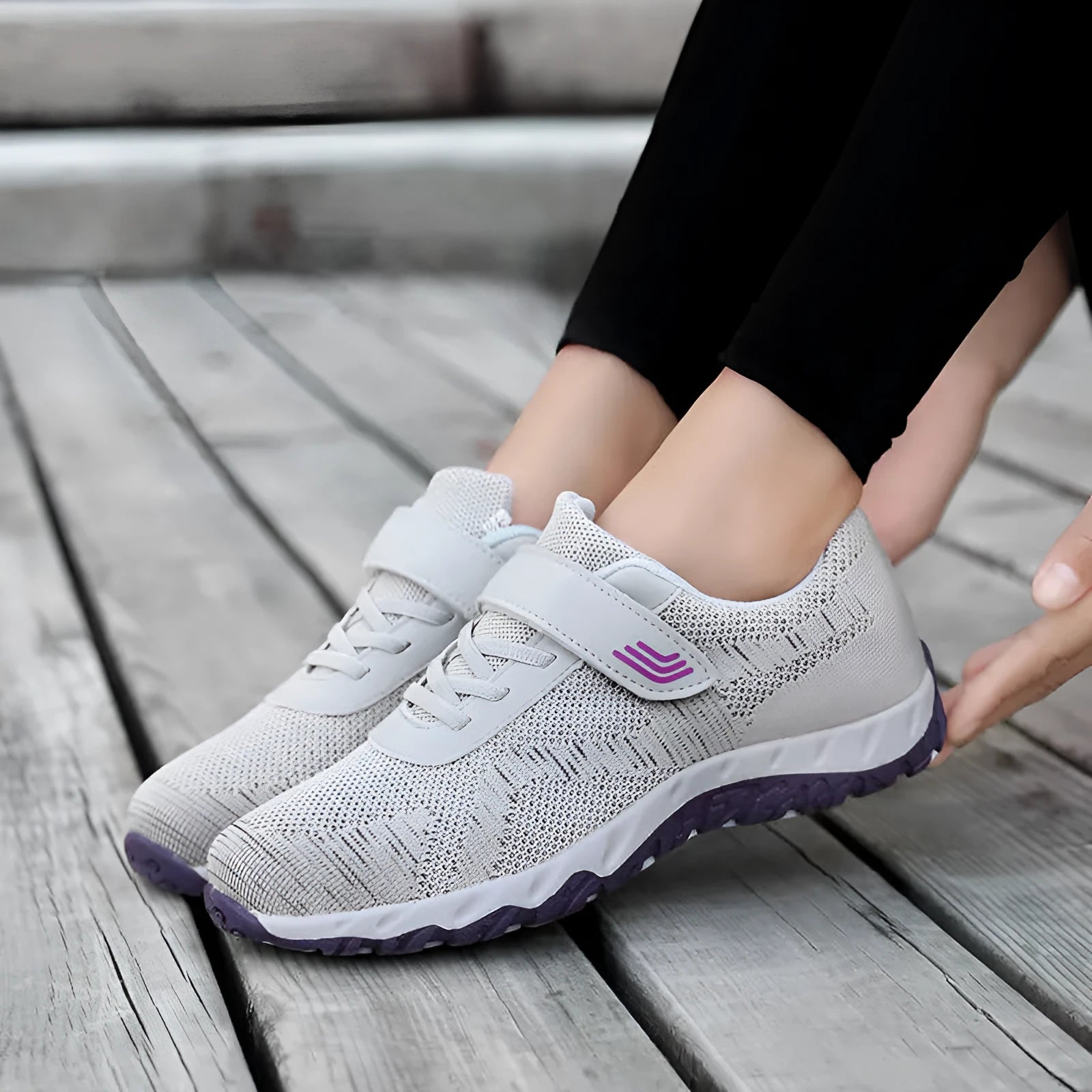Women's wedge heel shoes with mesh uppers and velcro fastening in grey purple colour
