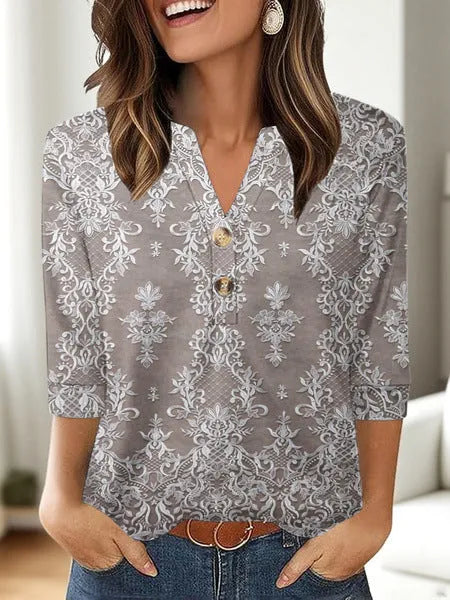 Women's loose fit V-neck T-shirt with 3D printed pattern in Japanese Korean casual style