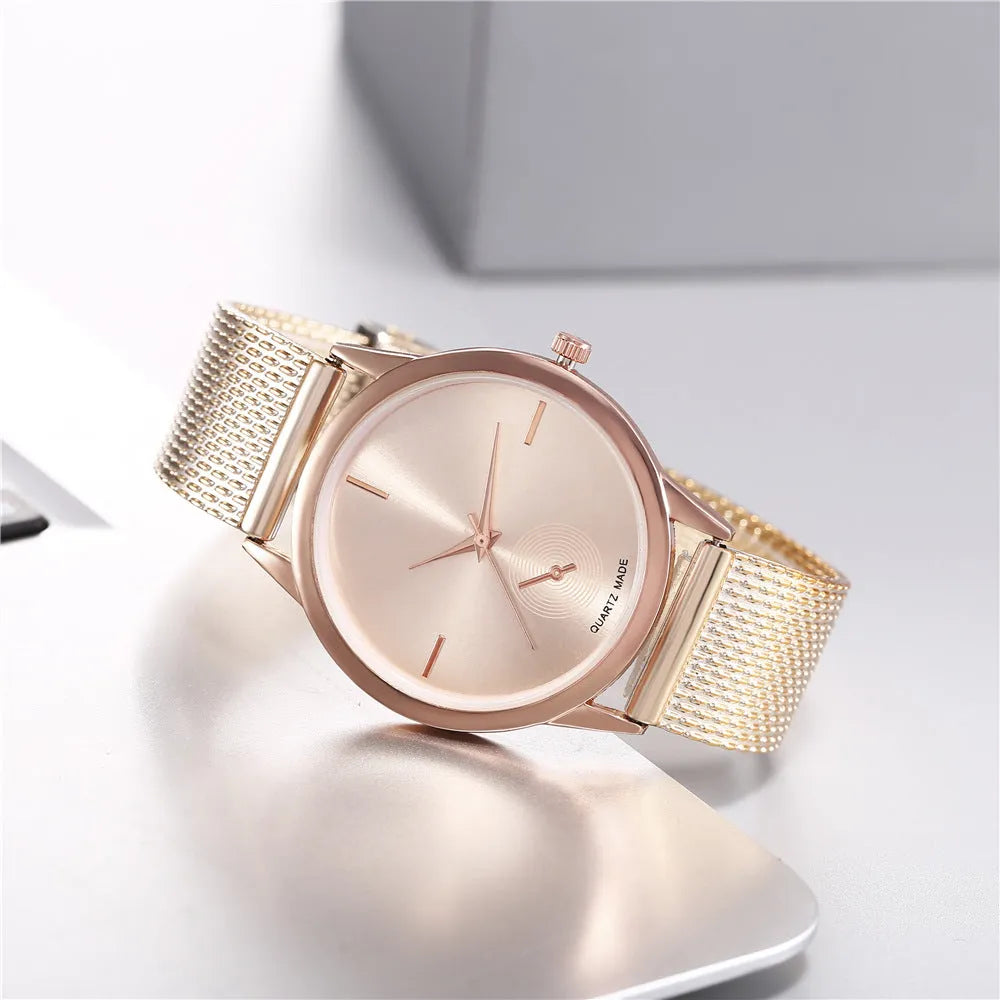 Women's creative plastic mesh quartz watch with round alloy case in black colour