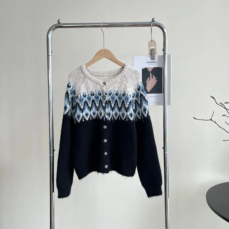 Women's loose-fit jacquard sweater coat in milky white, brown, or navy blue.