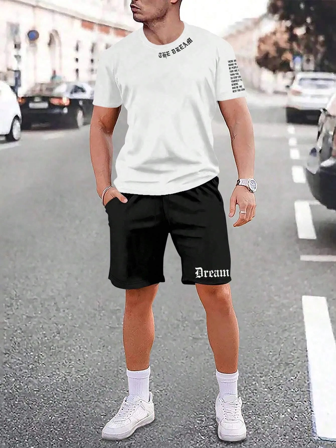 Sports shorts suit with short sleeve top and matching shorts in polyester quick-dry fabric