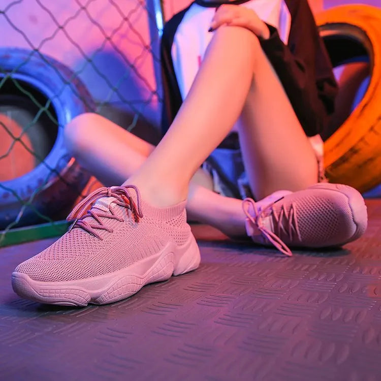 Women's white thick-soled woven sports shoes with front strap and rubber sole