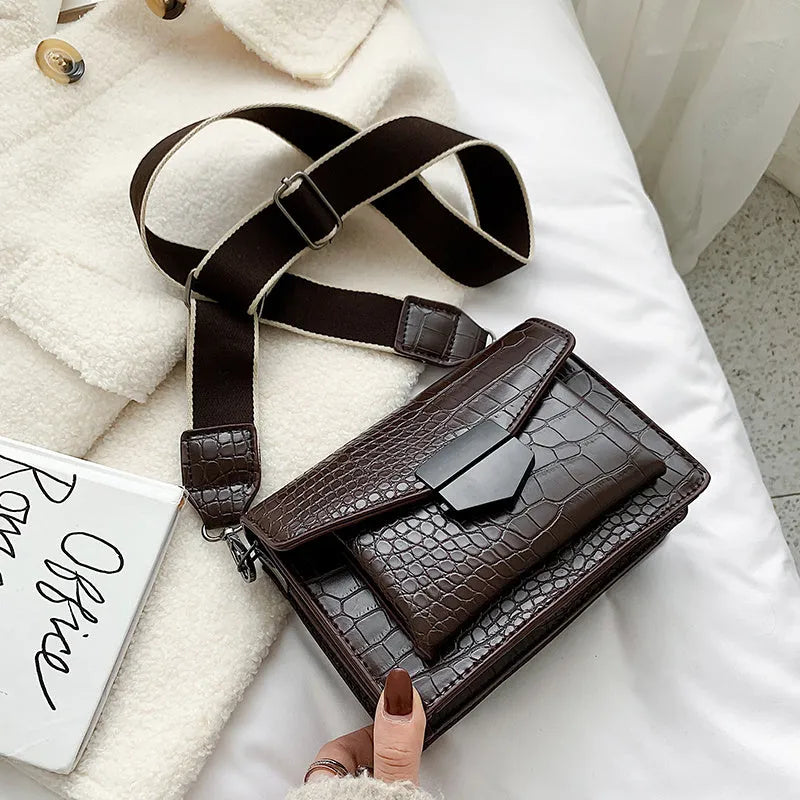 Vintage PU crossbody bag in black, shown with measurements and internal polyester lining