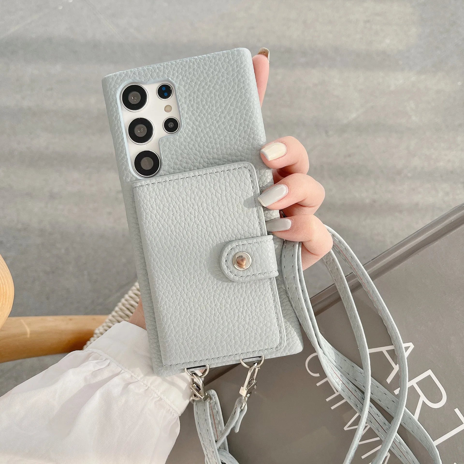 Samsung S23 Ultra crossbody phone case in black with lychee pattern and open card slots