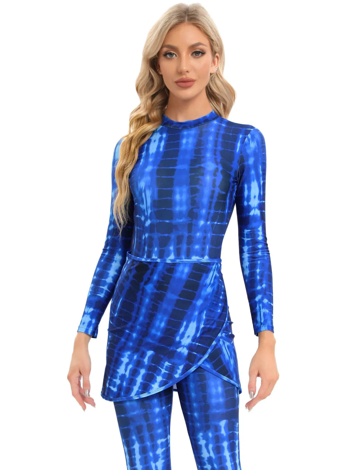 Conservative long-sleeve polyester swimsuit three-piece set with matching apron for beach wear.