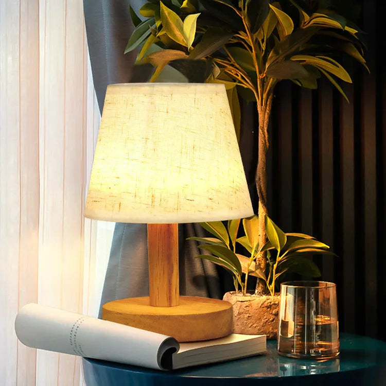 Korean vintage pleated table lamp with bamboo holder and jute-linen shade