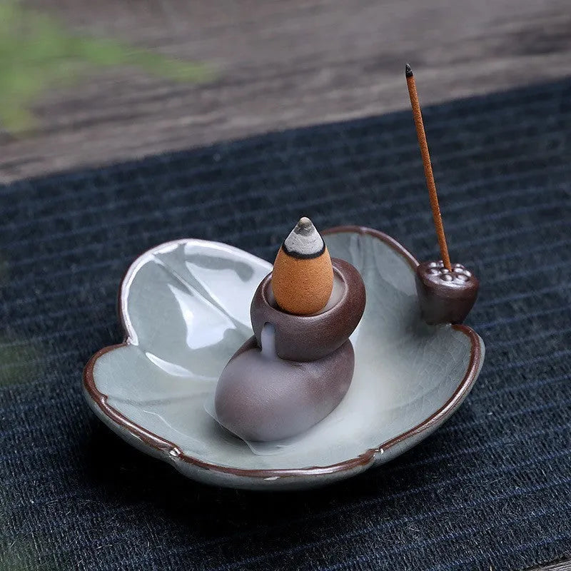 Ceramic reverse flow incense burner with purple clay crafts and new Chinese style design